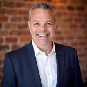 Dr. Michael Leitz